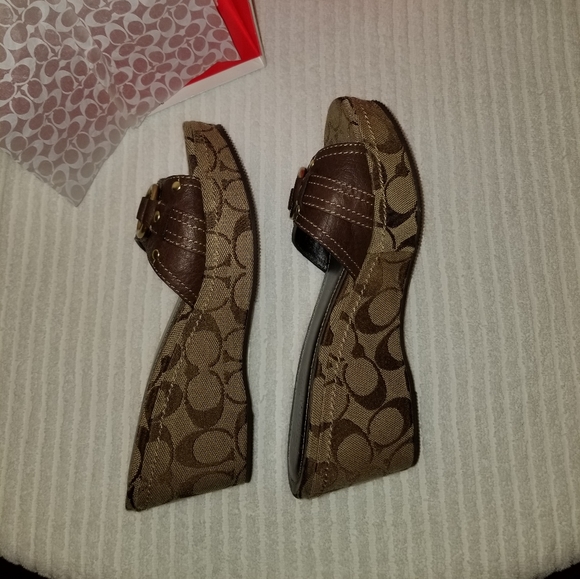 Coach wedges - Picture 13 of 16